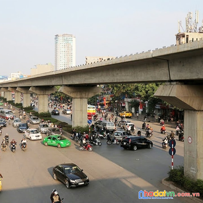 Cực rẻ, 260 triệu/m2, mp xuân thủy – cầu giấy, diện tích 195m, 3 tầng, mặt tiền 6m,