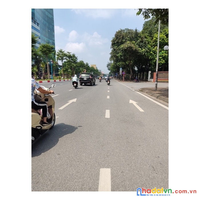 Phân lô, gara 2 ô tô hoàng quốc việt, vừa ở vừa kinh doanh, 50m, 9.2 tỷ