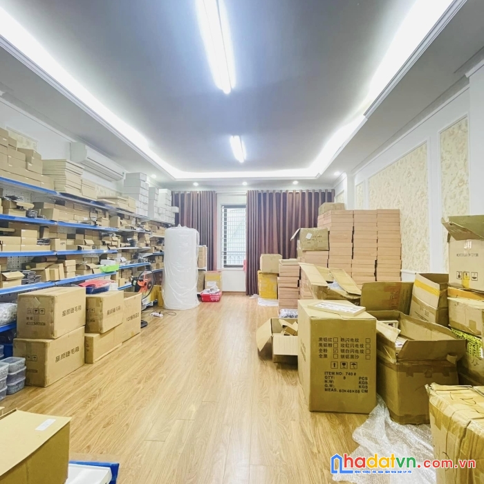 Nhà víp nguyễn khánh toàn - gara ô tô - kinh doanh tầng 1 - 50m2, nhỉnh 11 tỷ