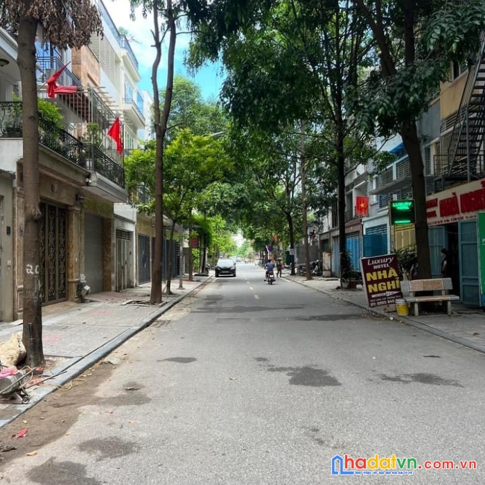 Cho thuê liền kề văn khê hà đông, nhà đẹp, 5pn, làm vp