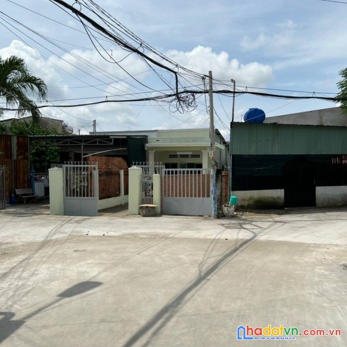 Nhà c4 4.3x22m hẻm 5m thông, ngay ngã 4 tô ký,ttt 11  dân cư hiện hữu