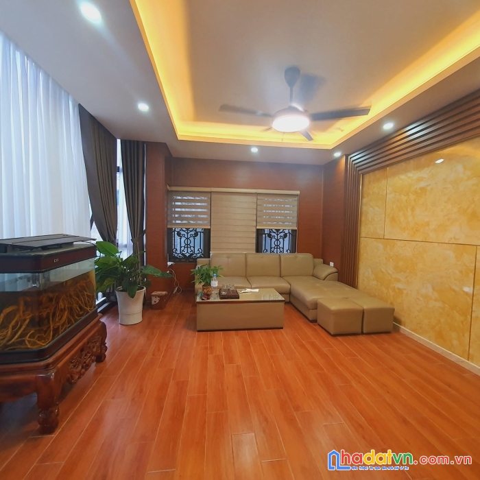 Bán nhà phố lê trọng tấn, ngõ ô tô, 50m ra sân golf, dtxd59.5 m2, mt 6m, 11,9 tỷ 0338080356