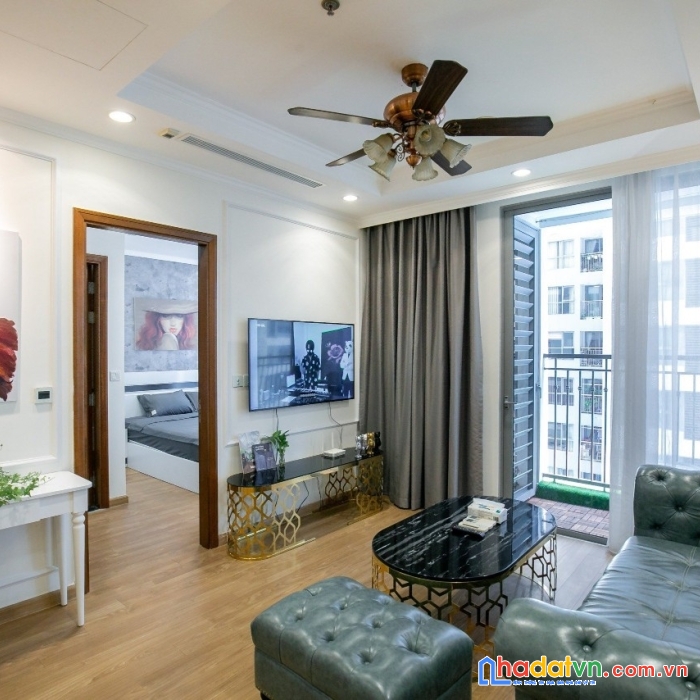 Chính chủ bán căn 2 ngủ park11 timecity , 80m giá 4,6 tỷ bao phí .