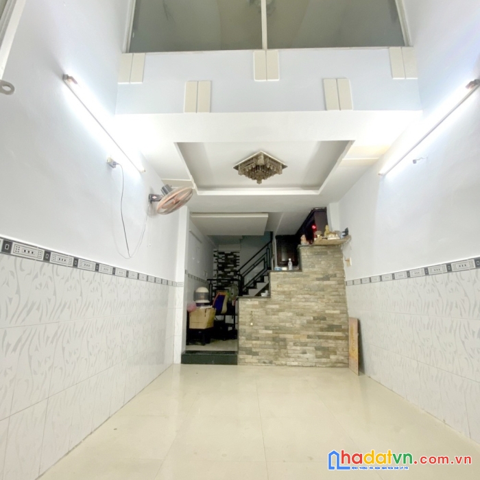 Bán nhà phố hẻm 240/7 nguyễn văn luông 3x10 x 3 tầng chỉ 3.6 tỷ