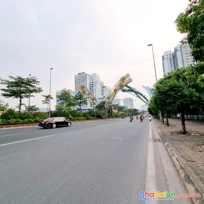 Bán nhà phú thượng, tây hồ, gara ô tô, sát ciputra, dt55m2, 6t, thang máy, giá 8,2 tỷ.
