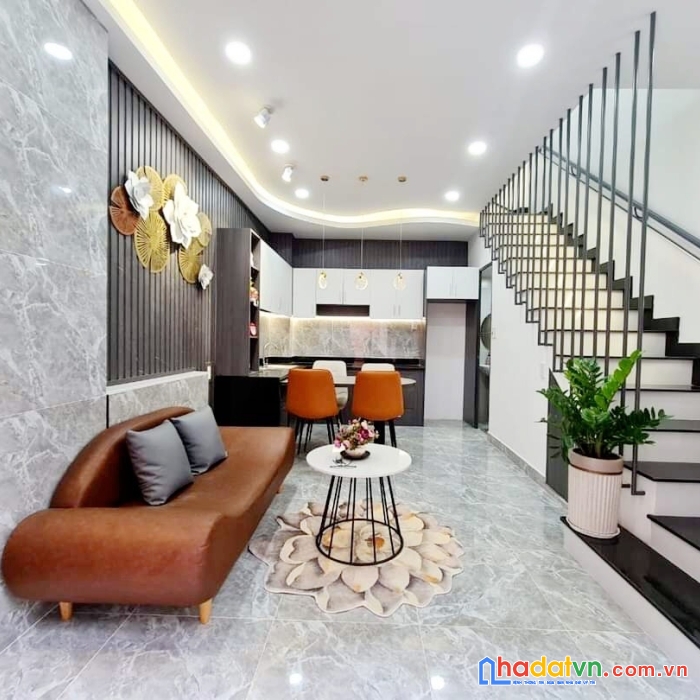 Quận 3, hẻm 3.5m, rộng 4 x 8m, 2 lầu, 4.6 tỷ, trần quang diệu