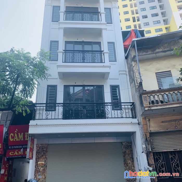 Bán nhà mặt phố trương định, 65m2, mt 5m, nhà mới xây