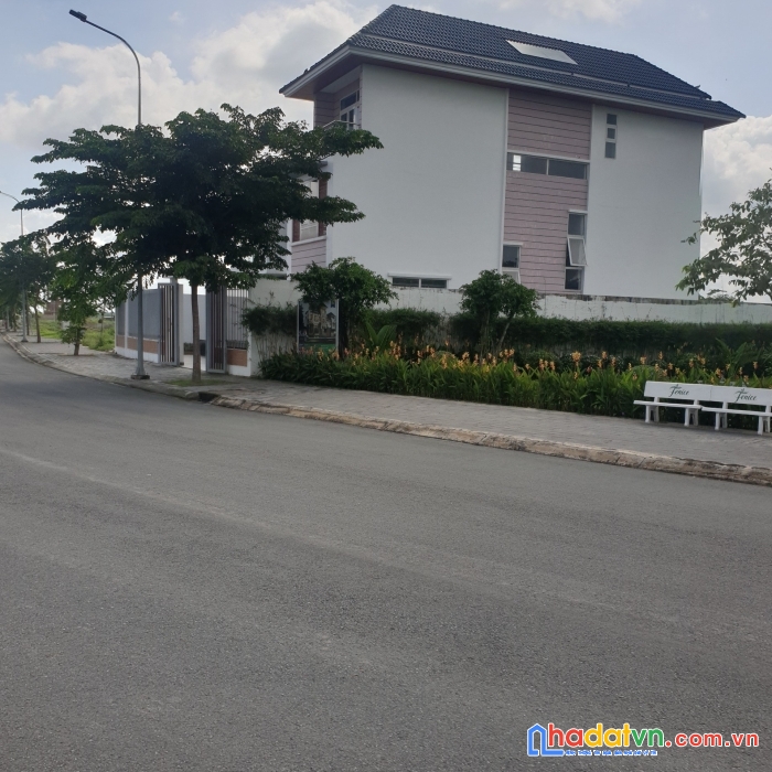 1 lô duy nhất biệt thự ngang 7 161m2 giá 3,5 tỷ