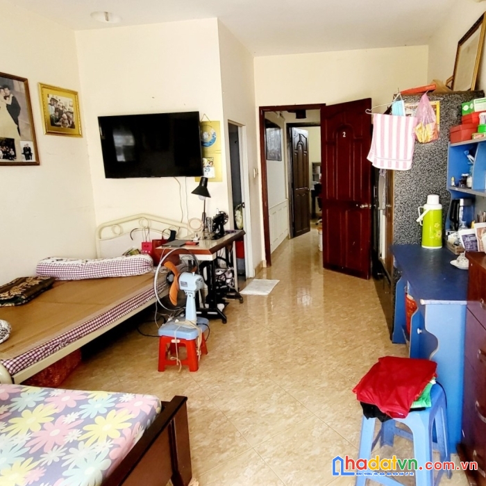 Là phụ nữ đừng nên mua nhà lê văn sỹ q3 5 tầng btct 52m2 (4.2m x 12m), nở hậu 5.2m, 6pn 7wc giá 10