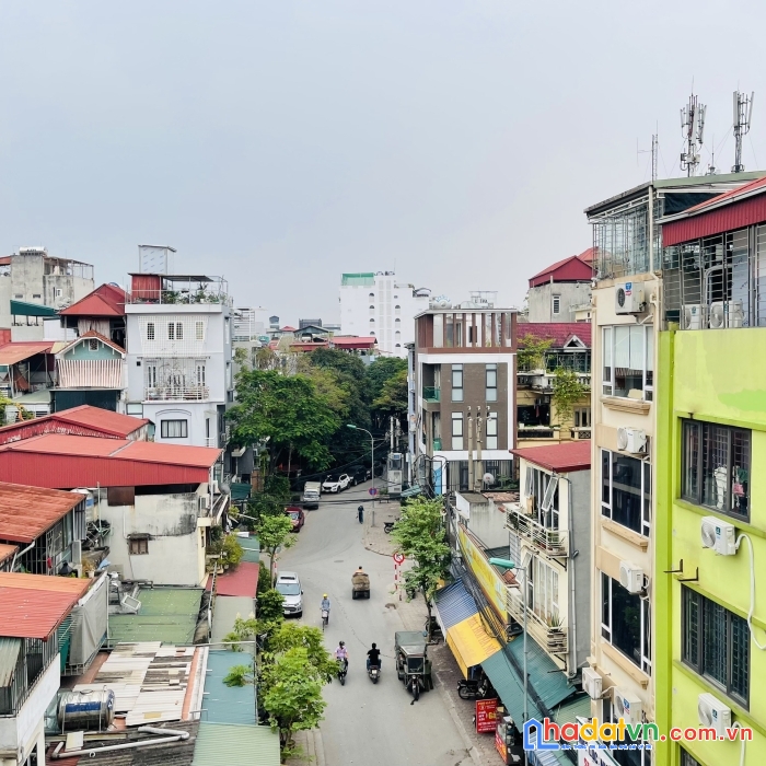 Chính chủ bán nhà ngõ 279 đội cấn - ngõ to hơn phố - kinh doanh sầm uất - lô góc 3 thoáng