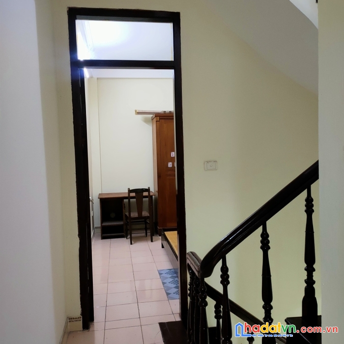 Bán nhà phố tây sơn 30m*5 tầng mt 3,2m chi 2,4 tỷ.