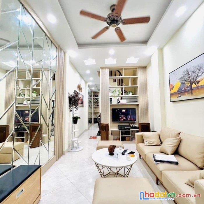 Siêu phẩm! nhà đẹp phố ngô quyền, tặng nội thất, dân xây, lô góc. 35m x 6t. giá chỉ 4 tỷ