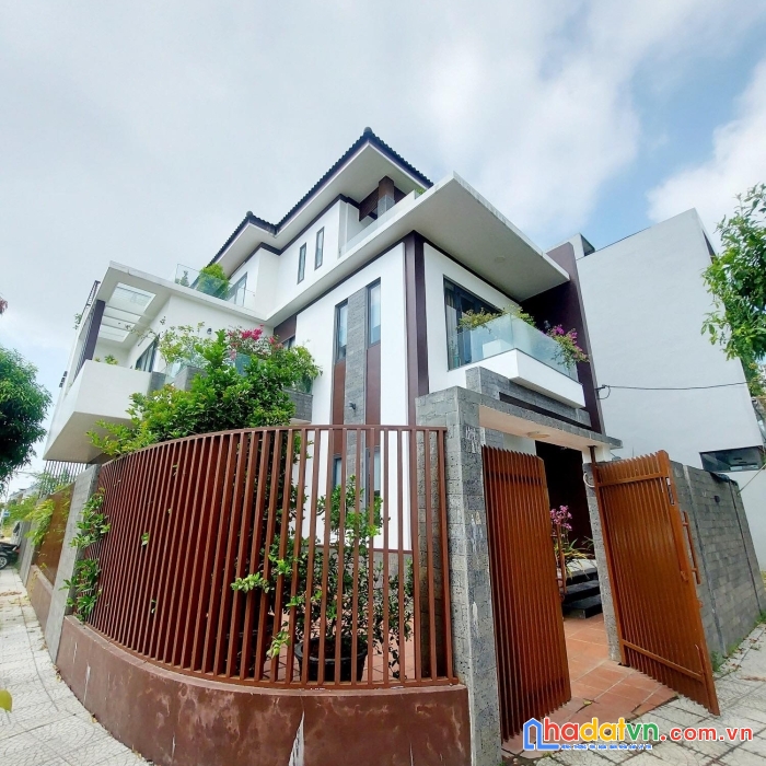 Bán gấp biệt thự 2mt thanh lương – hoà xuân 549m2 giá đầu tư 0935808739