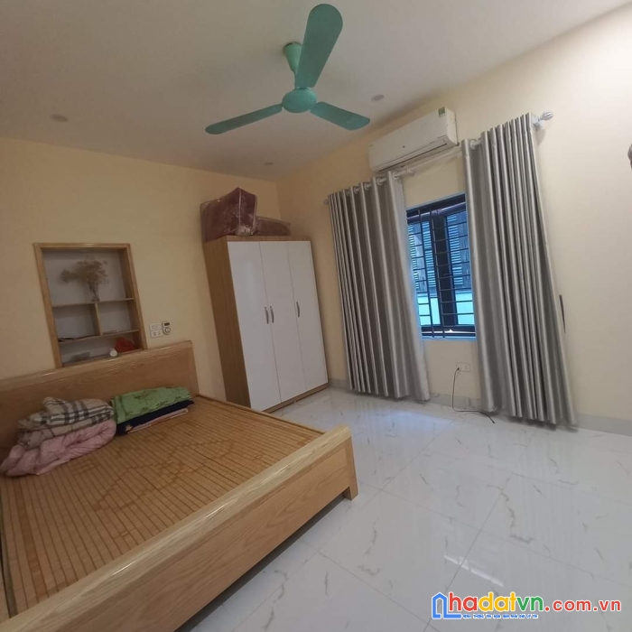 Bán nhà mỹ đình- oto tránh - ngõ thông 40m2 4 tầng 4mt