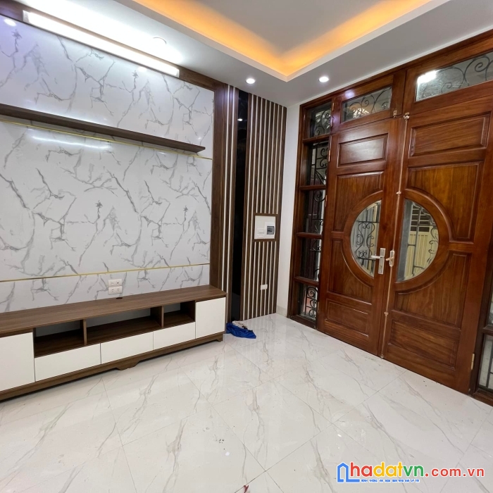 Nhà riêng phố thái hà- cần bán gấp -  ô tô tránh 30m -nhà đẹp ở ngay.