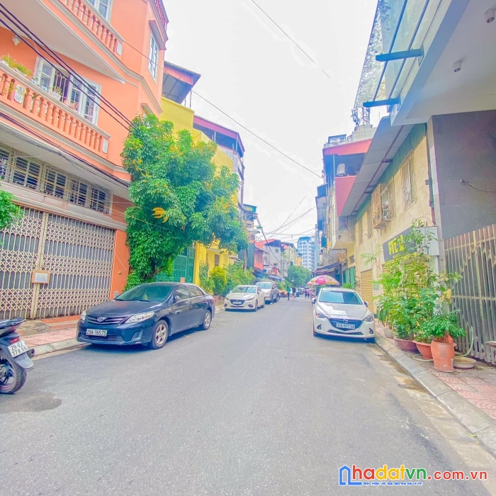 Bán nhà 3 tầng phân lô, liền kề đường 5 an dương, mặt ngõ 3 ô tô tránh.
