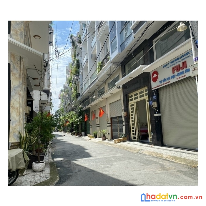 Nhà đẹp ở ngay hẻm 133 cống lở , dtsd 67 m2 , nhỉnh 3 tỷ