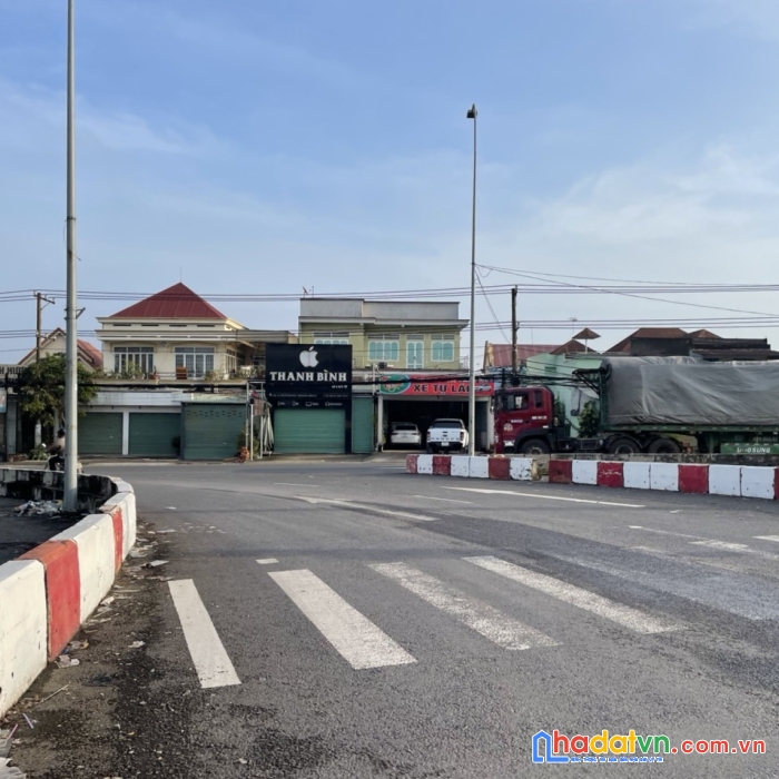 Bán nhà 2 mặt tiền tại ngay vòng xoay đường võ nguyên giáp