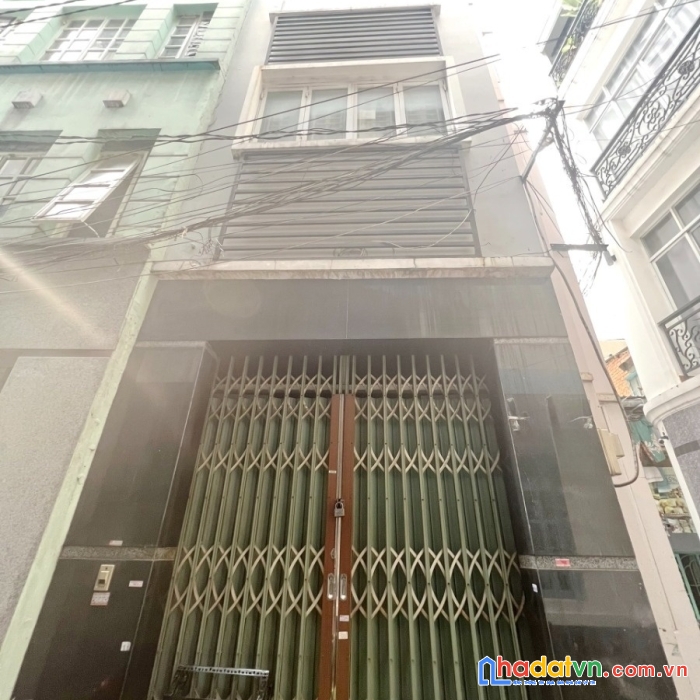 Căn góc 4 tầng ngay chợ chuồng bò hẻm 384 đường lý thái tổ p10q10