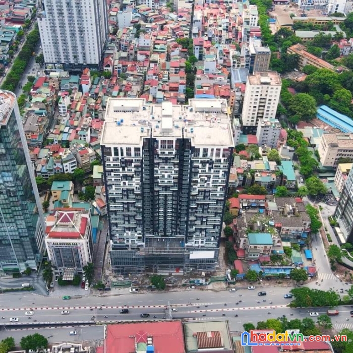 Còn duy nhất 01 căn 2pn ban công view hồ dự án green diamond 93 láng hạ hotline 0986186103