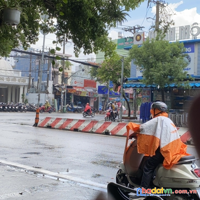 Nhà mặt tiền phan văn hớn, ngang 8  hiếm có  , sẵn hợp đồng cho thuê dòng tiền thu rất  ổn định.