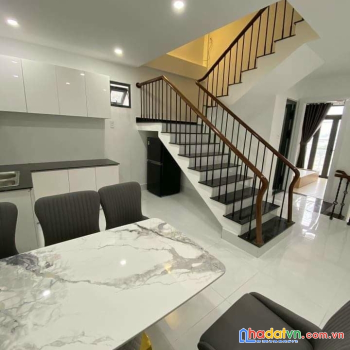 Cần bán gấp nhà đẹp mới xây dựng kqh trần anh tông, đà lạt giá 6.3 tỷ