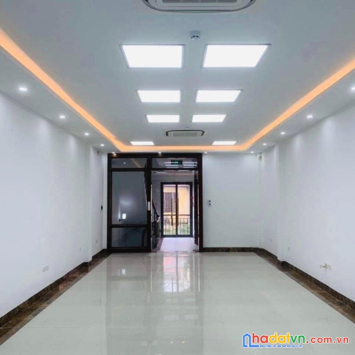 Bán nhà hoàng cầu, đống đa gần trần quang diệu, võ văn dũng, thái hà,  đặng tiến đông, 80m - 30 tỷ.