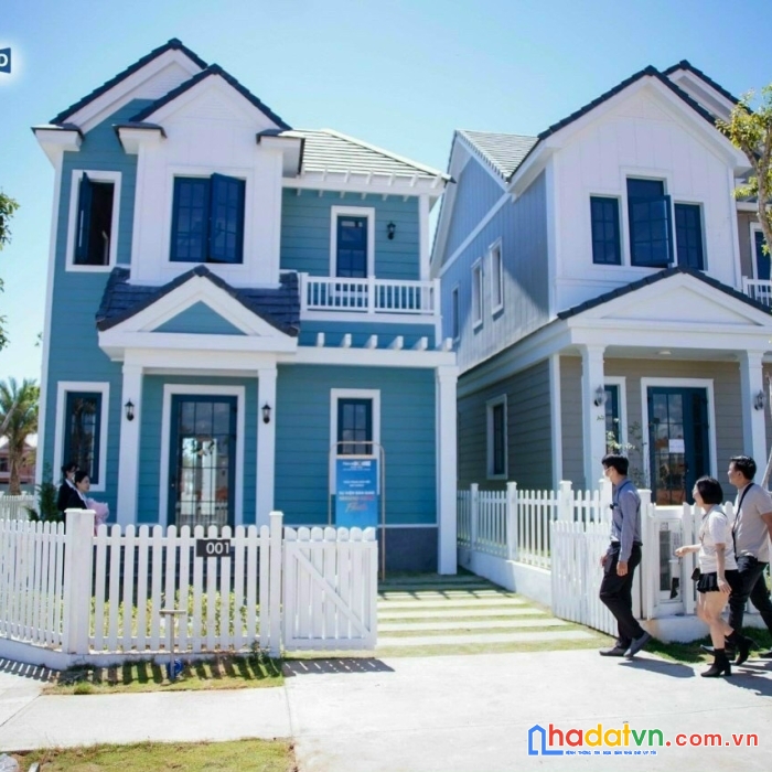 Bán biệt thứ song lập 200m2 3pn sân vườn , sát bãi biển. năm sau nhận nhà. giá chỉ 7,7 tỷ ( full vat)