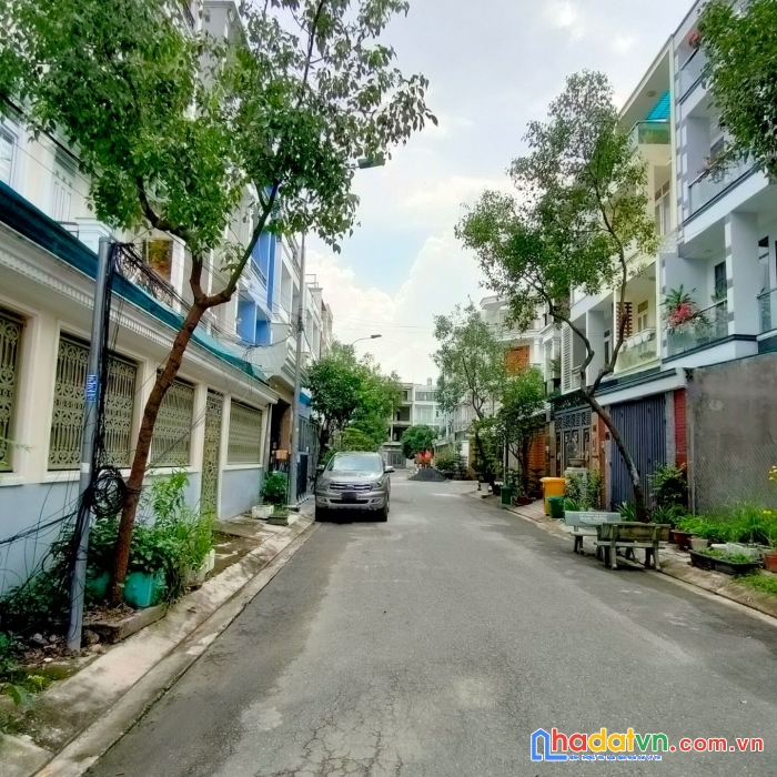 (gấp) bán nhà hxh nguyễn văn lượng, có dòng tiền, 4t, 10 pn, 6 x 20, 0967229394