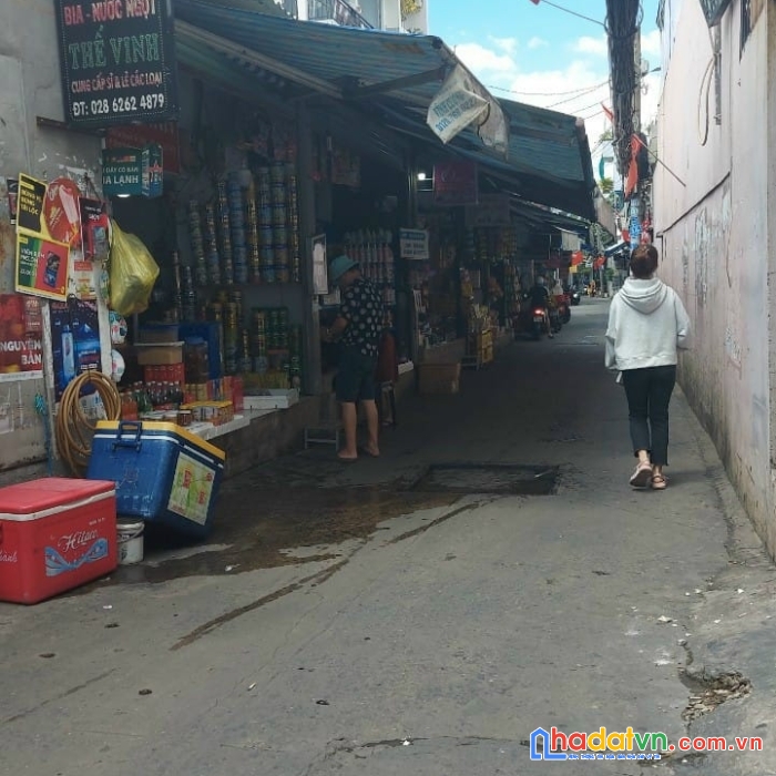 Q7, nguyễn thị thập, hẻm xe hơi, nhà vuông vức, 2 tầng, nhà mới, sổ hồng chính chủ, hoàn công,