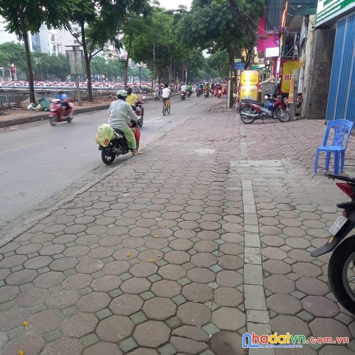 Nhà mặt phố vũ tông phan dt 345m2 mt 12m - 2 mặt thoáng - vỉa hè rộng - 97 tỷ