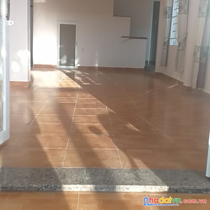 Cực ngon , bán nhà hxh 1/  phan huy ích, 60tr/m2, 2t, nở hậu, như mới