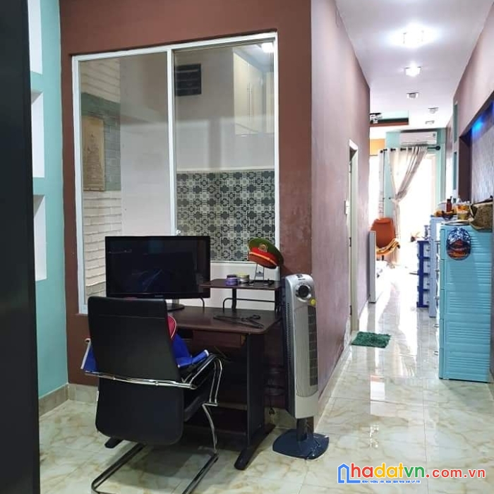 Hha 210.9 nhà mặt tiền phú nhuận tphcm. 101 m 2, giá rẻ, an ninh, kinh doanh.