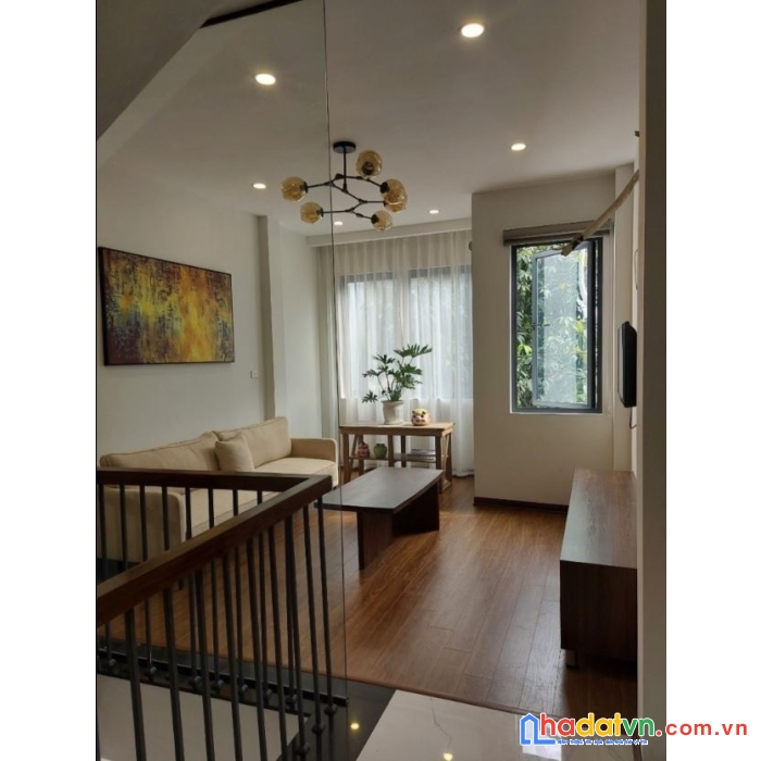 Bán nhà gia quất 50m x 4t, mt 4m, ô tô, nội thất vip, kinh doanh giá 4.5 tỷ.