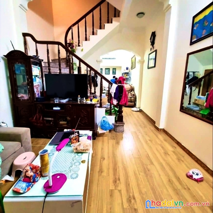 Bán nhà hoài đức. nhà đẹp dt 33m2 giá chỉ 2 tỷ hơn. sẵn xác vali về ở luôn.