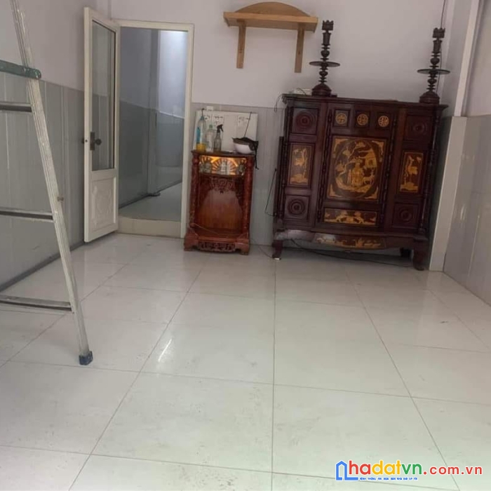 Nhà siêu rẻ còn 1 căn duy nhất ở nơ trang long , nhà cũ tiện xây mới , 52m2 , hẻm 3m, an ninh, chỉ