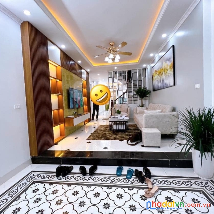 Bán nhà mặt ngõ ô tô, kim mã, 46m2, 5.4 tỷ.