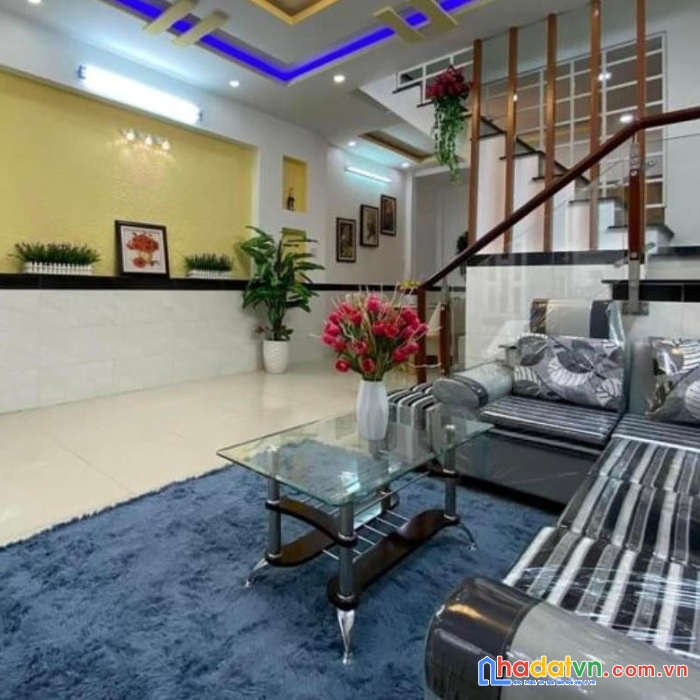 Nhà 3 tầng khu tên lửa, 4x25, bình tân, giá 8.2t