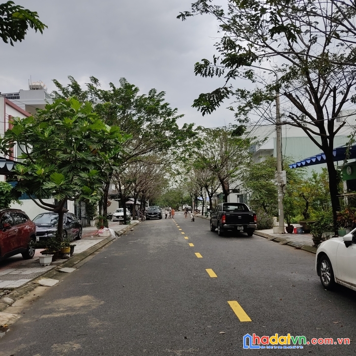 Chủ nhà đi mỹ, bán gấp nhà phố hòa xuân, đà nẵng, 3 tầng, 5pn, hướng đn, lh ngay đức bds
