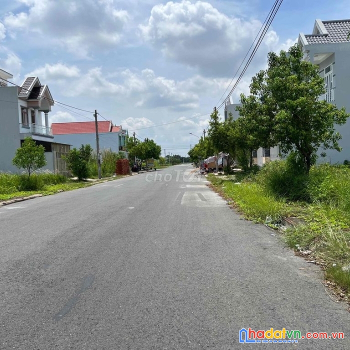 Cần bán lô đất thị trấn cần giuộc  huyện cần giuộc long an