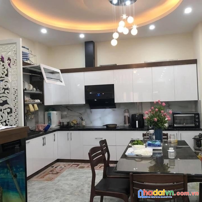 Bán nhà văn cao - ba đình-hai thoáng 54m2- ô tô tránh 20m