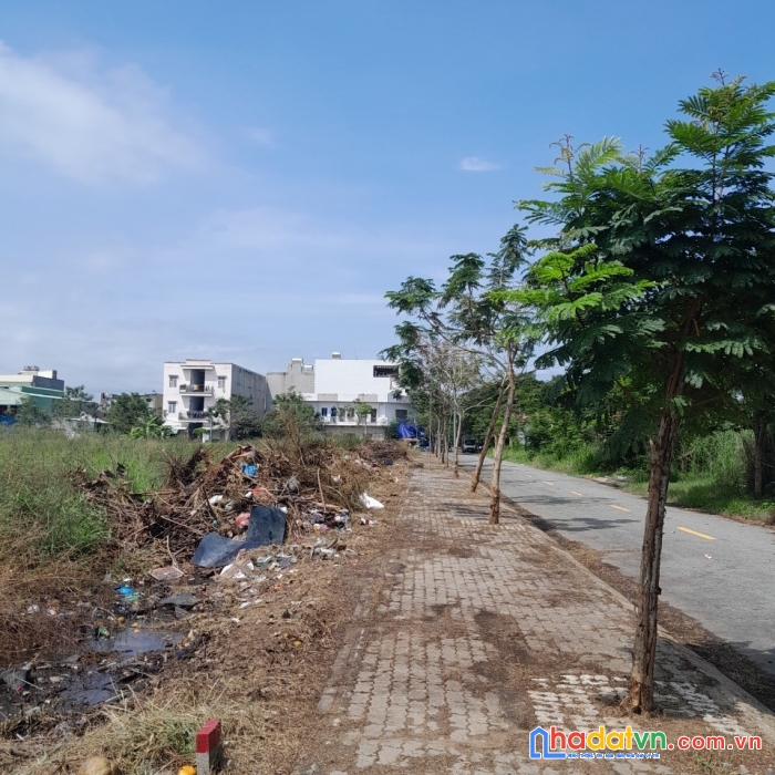 Nền 202.5m2 đường 12m, xây dựng tự do các nền đối diện đã hoàn thành xây dựng