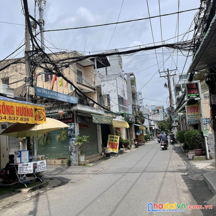 Bán nhà nguyễn tư giản  - nhà hẻm như nhà mặt tiền  - xe hơi ngủ trong nhà  - 69m2  - 3 tầng 