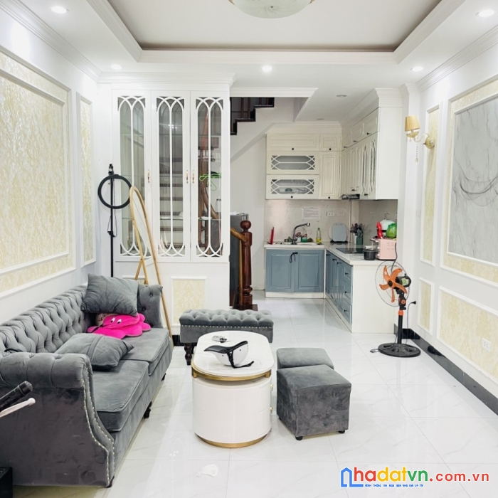 Bán nhà hoa hậu thanh xuân - nhà đẹp - tặng full nội thất - thông số đẹp - sát oto dừng đỗ - gần