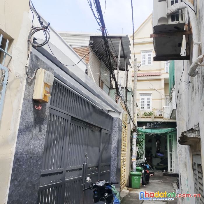 Nhà bán hẻm 288 dương bá trạc phường 2 quận 8 giá 8.3 tỷ