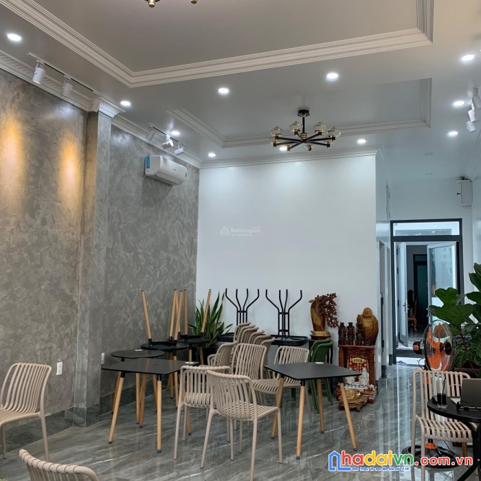 Bán nhà mặt tiền nguyễn văn cừ nối dài, khu hồng phát gần bệnh viện, trường học