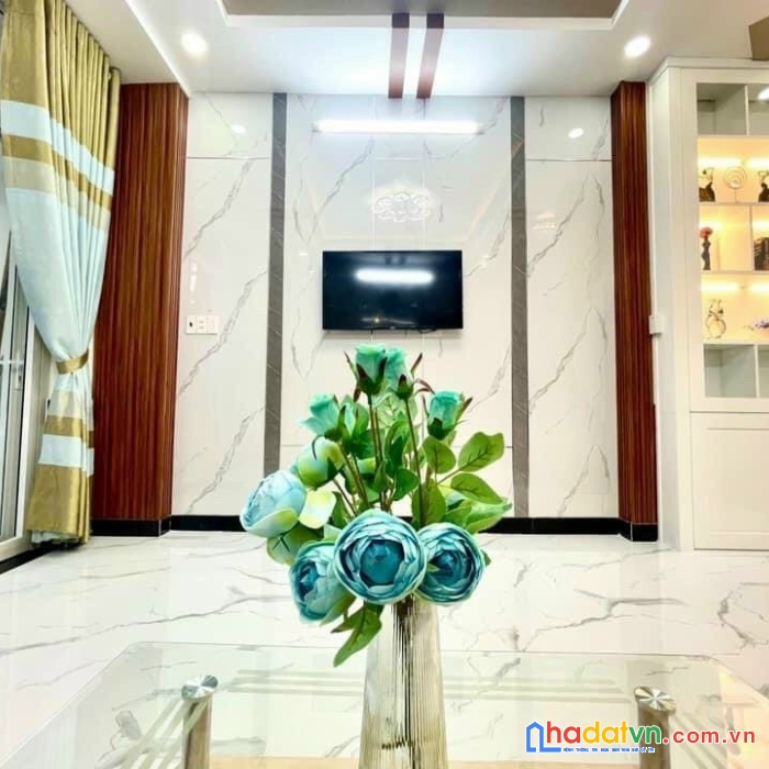 (phú nhuận) hẻm 3m, nhà 3 lầu, đỗ tấn phong, 4 x 10m, 5.8 tỷ