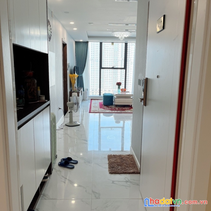 Cho thuê gấp dfnusi cccc tòa s3 sunshine city full nội thất vào ở luôn, 2 pn