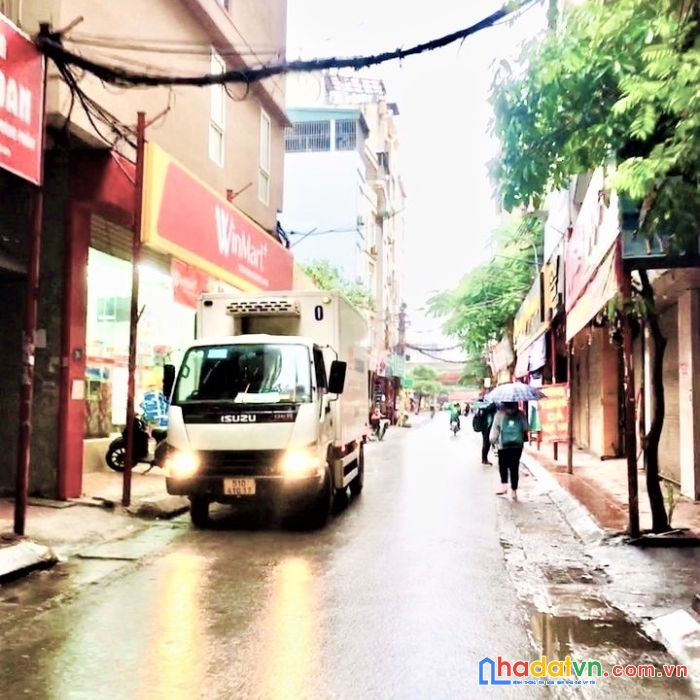 Nhà đẹp đình thôn, nam từ liêm: 68m2. mt5m. thang máy. oto. ở rất sướng. k.doanh tốt. cho thuê 40tr