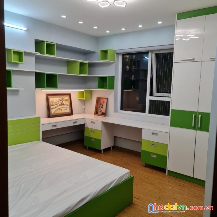 Bán nhà đẹp đường hoàng hoa thám, phân lô, 2 mặt ngõ, ô tô, nhỉnh 5 tỷ.
